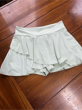 SHEIN Mint Green Ruffle Hem Skort - Size Large - Good Condition
